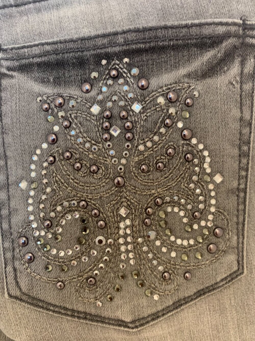 Cache Designer Grey Rhinestone Size 6, Used - Picture 5 of 6